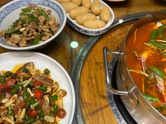 -亮欢寨酸汤鱼(沙冲路店)