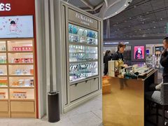 -日上免税店(三径路t3店)