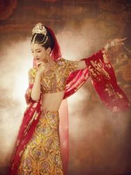 点击看大图 -虞美人汉服摄影