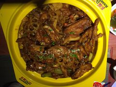 -多嘴肉蟹煲(万达店)
