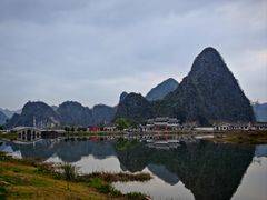 -钟山水墨田园