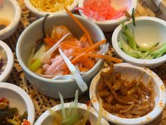 -包整·丝娃娃(一览甲秀楼风景店)