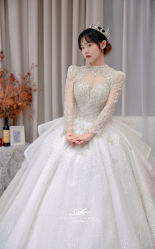 -LOVE SHINE婚纱·红鼎庄龙凤褂·妈妈装定制