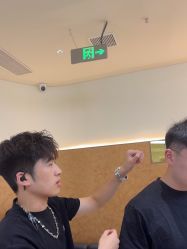 -梵智发型·烫染