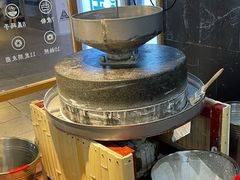-呷佬·长沙手工米粉(金沙江路店)