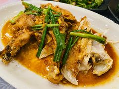招牌煎焗大鱼头-粤·向群饭店(龙津东路总店)