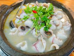 -大鼎石锅鱼(春江里店)