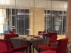 -粤尚腾香居中餐厅(首都机场希尔顿店)