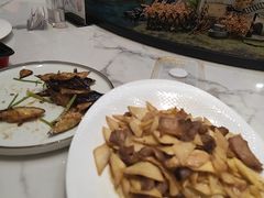 -郑庄脂渣海鲜楼(九水路店)