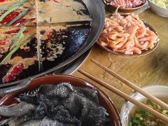 -正南齊北重庆老火锅(光华村直营店)