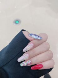 -缪斯美甲美睫