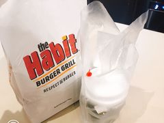 -The Habit Burger Grill 哈比特汉堡(爱琴海店)