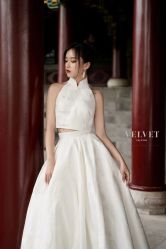 点击看大图 -Renee芮亦婚纱