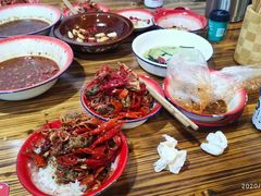 -老三样·美食研究中心(世贸路店)