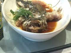 -品悦酒店(三林古镇店)