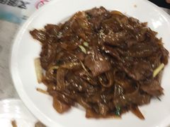 干炒牛河-甜蜜蜜港式茶餐厅(虹梅店)
