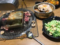 -鑫釜山海鲜烧烤(鑫丰国际店)