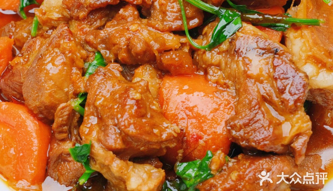 年夜饭桌上硬菜红焖羊肉，都抢疯了