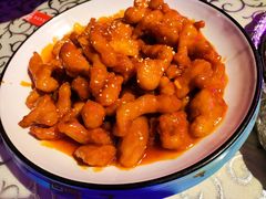 -巴特餐饮6加1音乐餐吧·新疆菜