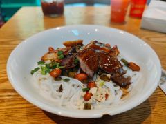 -牛八宝桂林米粉(八里庄店)