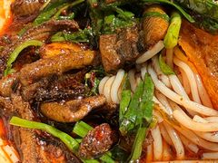 -铭记嘎洒生态鳝鱼(迎春街店)