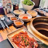 🦀️辣酱蟹+🥩炭火烤肉！全程坐等投喂！