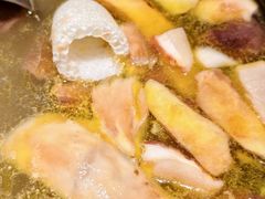 -一朵菌·野生菌探索家火锅(南亚店)