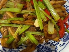 -土媳妇香锅坊(光谷店)