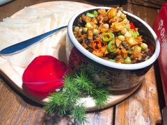 黑三剁配薄饼-雀舞云南菜(乐客城店)