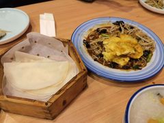 -宏状元现熬粥·京味菜(黄寺大街店)