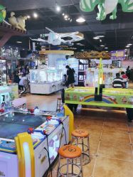 点击看大图 -卡通尼乐园(五彩世界店)