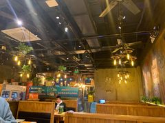 大堂-小俩口烧烤东北菜(双井店)