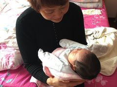 -葱妈母婴医护月嫂中心(浦东店)