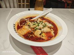 -渝是乎酸菜鱼(龙旗购物中心店)