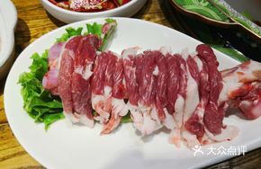 Hand-Cut Fresh Lamb Leg Meat