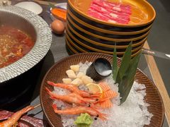 -牛YO寿喜烧·铁板烧和牛火锅自助(市府恒隆店)