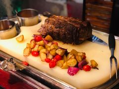 牛扒-广州花园酒店·凌璇阁旋转餐厅CAROUSEL360