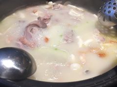 -大匠工房古船木艺术餐厅·猪肚鸡专门店(长白仙岛店)