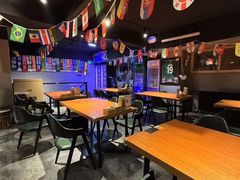 -京狮炙燥·精酿烧烤(首经贸店)