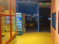 -不可思议减压馆·解压博物馆·摔碗发泄·团建定制
