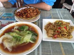 -天天向上素食餐厅(五台山店)