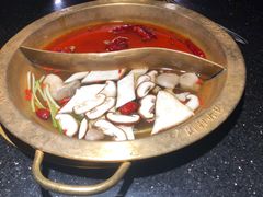 鸳鸯锅底-渝利重庆火锅