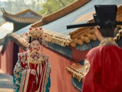 -第一夫人婚纱摄影(南京店)