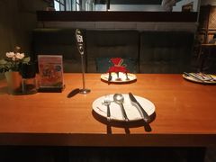 -JINNS锦时 steak&pizza(浸信会礼拜堂旧址店)