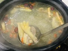 -濠轩阁特色生蚝火锅(水湾路店)