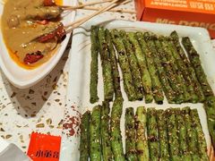 -小董哥烤串·爆汁大油边(故宫店)