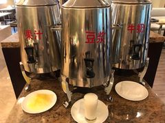 -南京双门楼宾馆(盐仓桥地铁站阅江楼店)