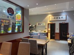 大堂-小船渔村•大连菜•大连焖鱼(明泽街店)