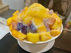 芒果芋圆牛奶绵绵冰-水牛奶皇后糖水铺(深圳总店)