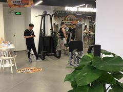 -超鹿运动(达信大厦店)